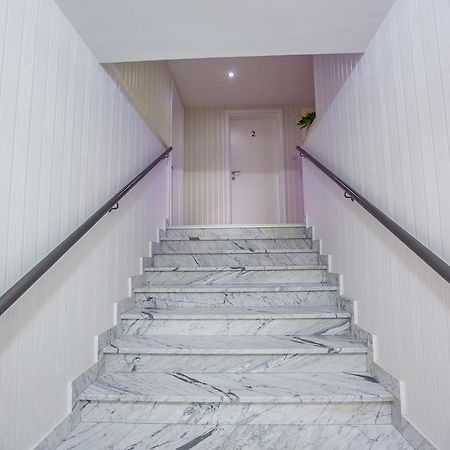 Apartments And Rooms Millennium Оґулин Екстер'єр фото