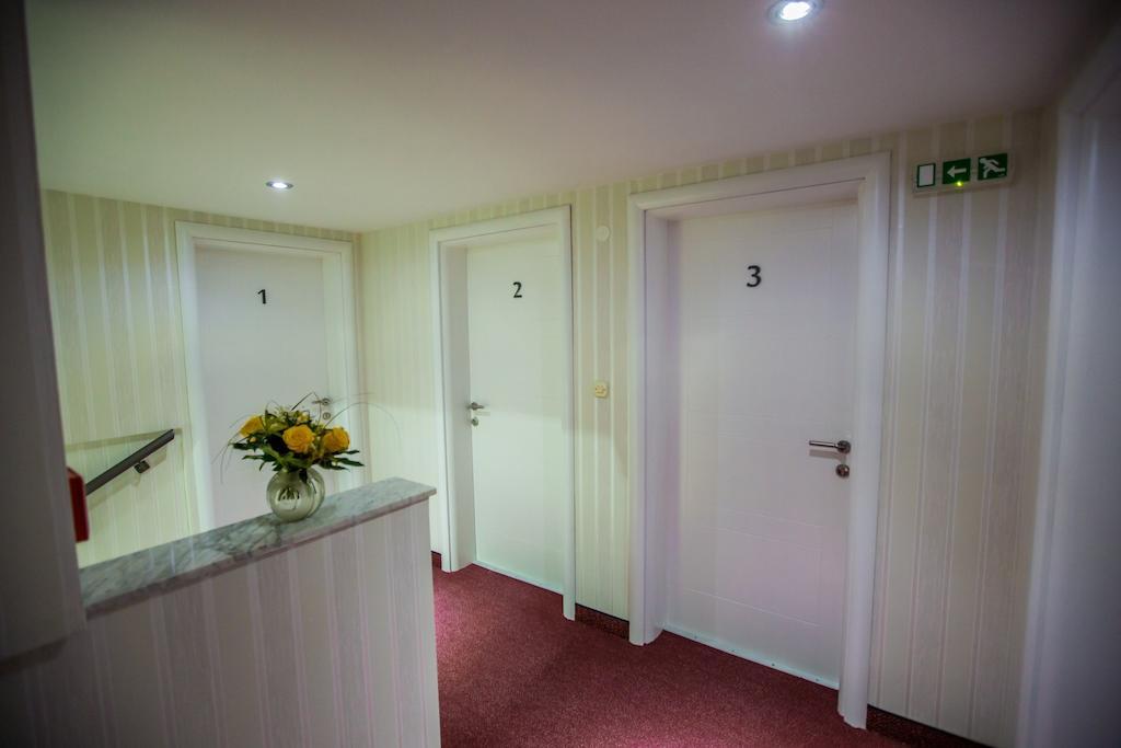 Apartments And Rooms Millennium Оґулин Екстер'єр фото