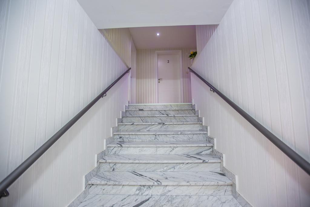 Apartments And Rooms Millennium Оґулин Екстер'єр фото